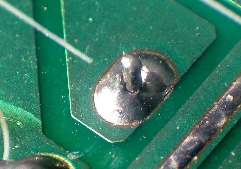 Cold solder joint